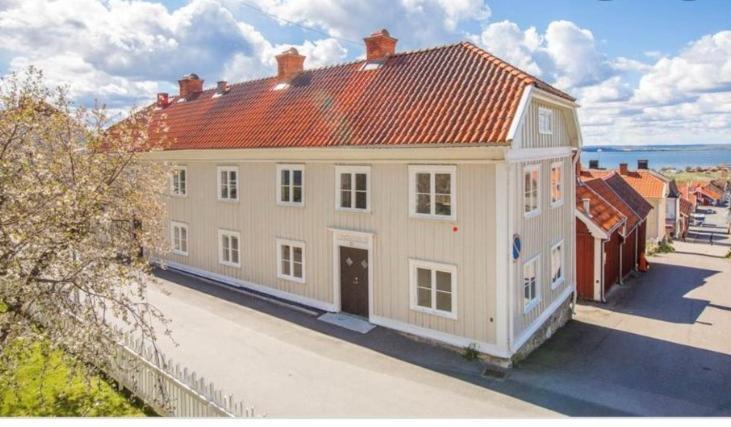 Angbaten - New Buildt Apartment In The Center Of Graenna Gränna Exterior foto